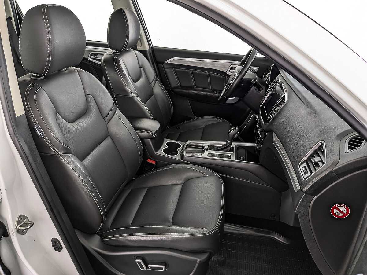 Geely Emgrand X7 2018 года с пробегом. Фото: #20