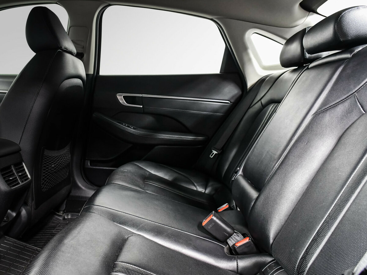 Hyundai Sonata 2021 года с пробегом. Фото: #9