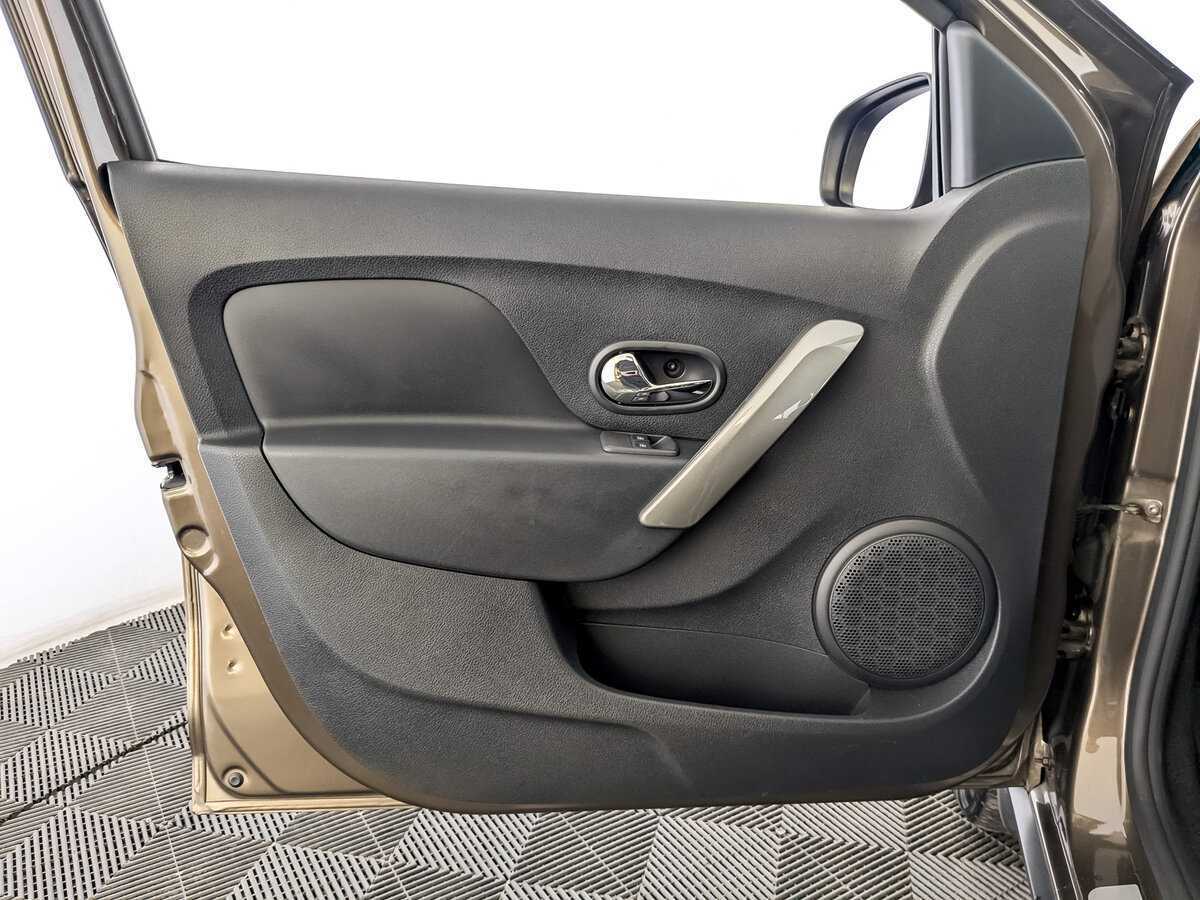 Renault Sandero 2021 года с пробегом. Фото: #14