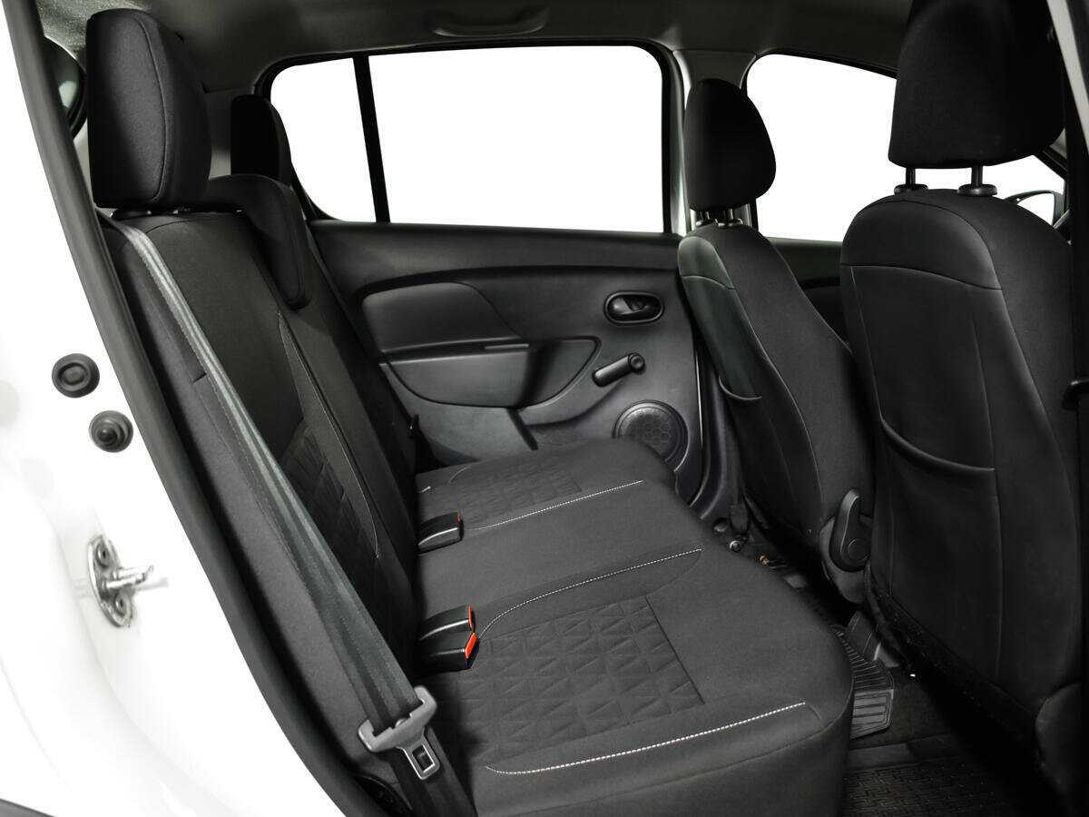 Renault Sandero 2017 года с пробегом. Фото: #7