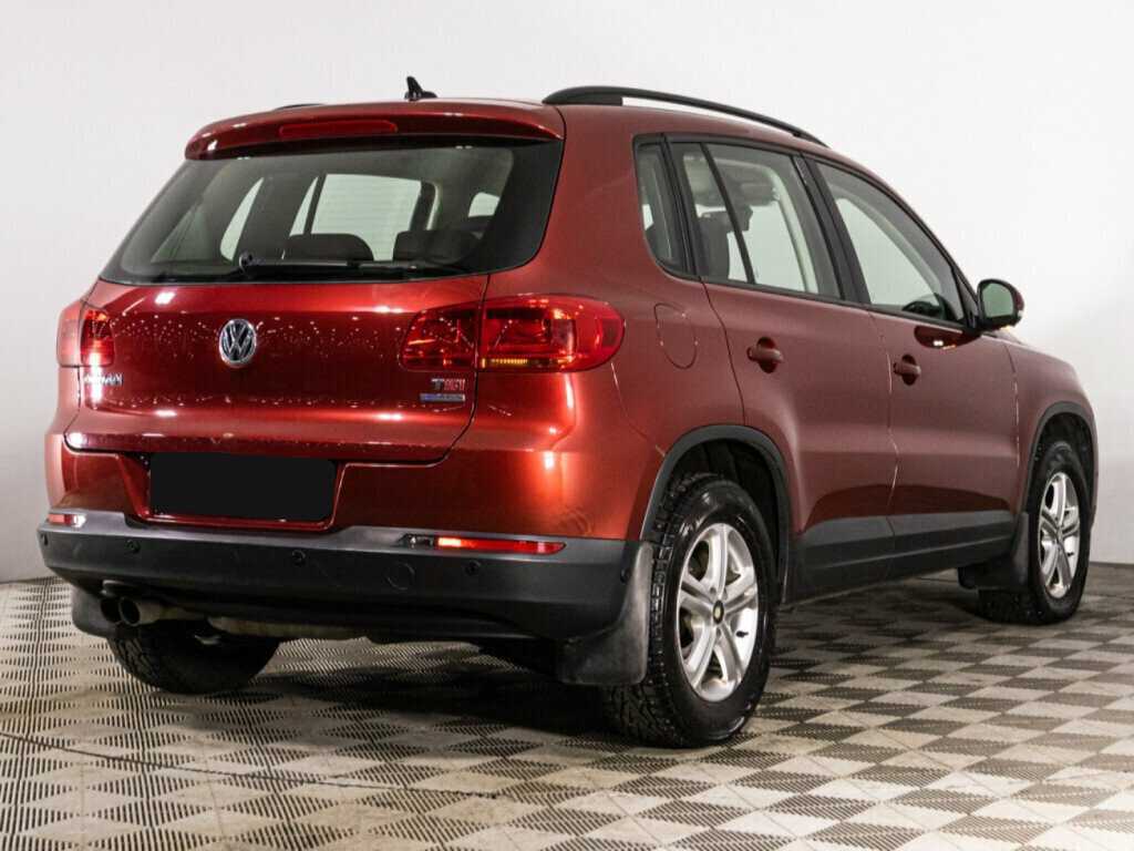 Volkswagen Tiguan 2012 года с пробегом. Фото: #4