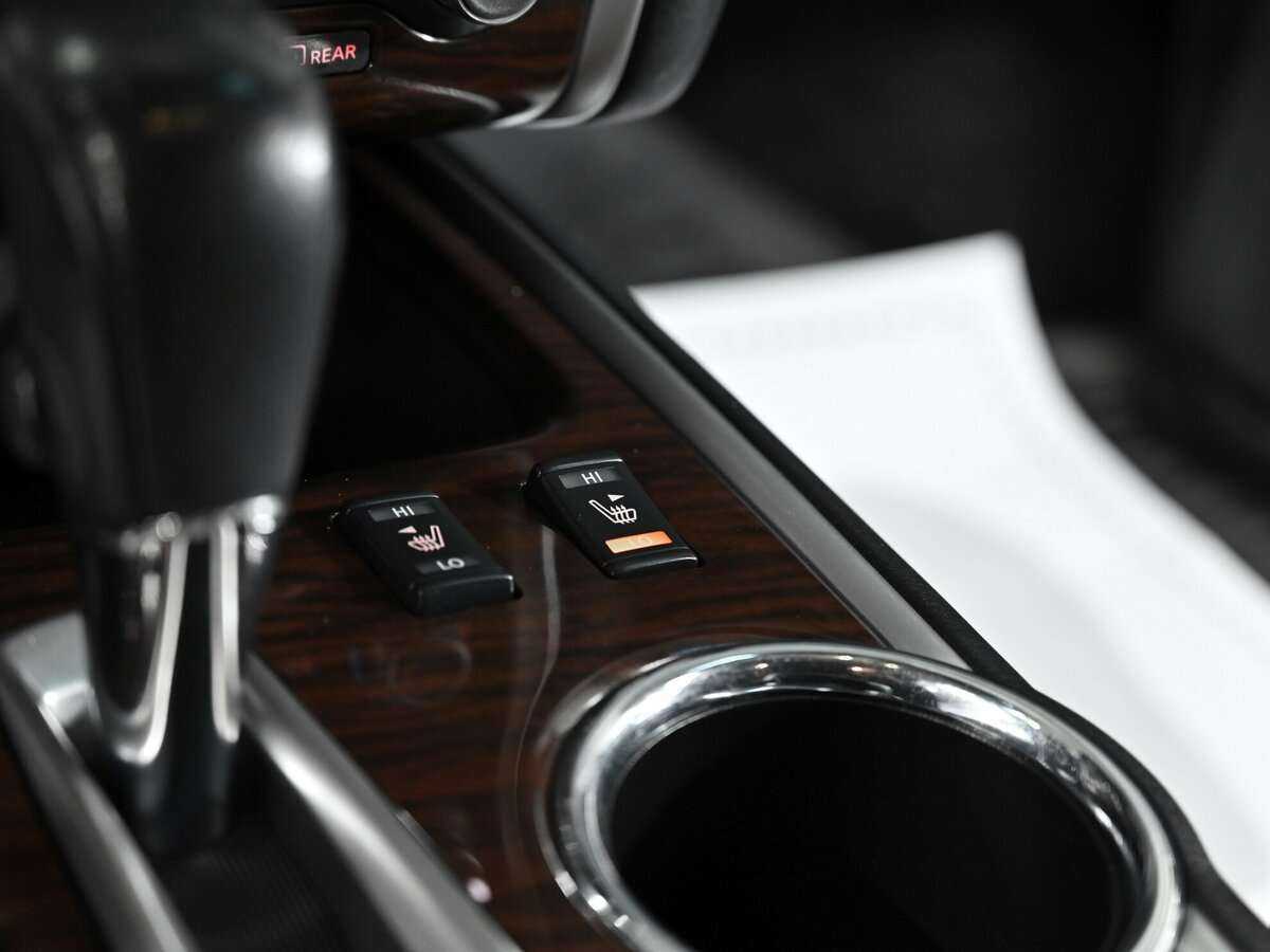 Nissan Pathfinder 2015 года с пробегом. Фото: #15