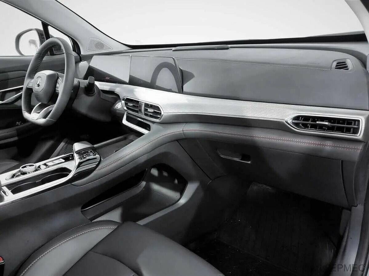 Changan UNI-T 2023 года с пробегом. Фото: #11