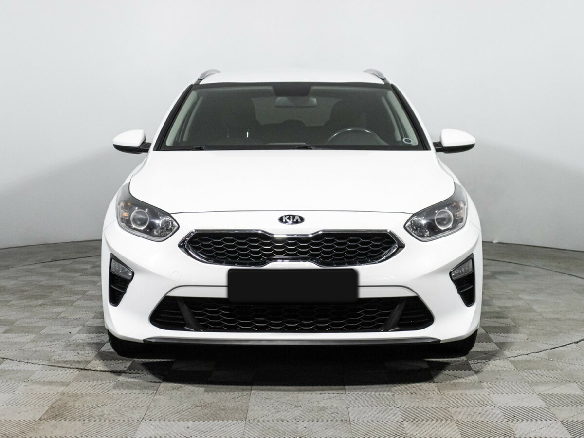 Kia Ceed 2019 года с пробегом. Фото: #1