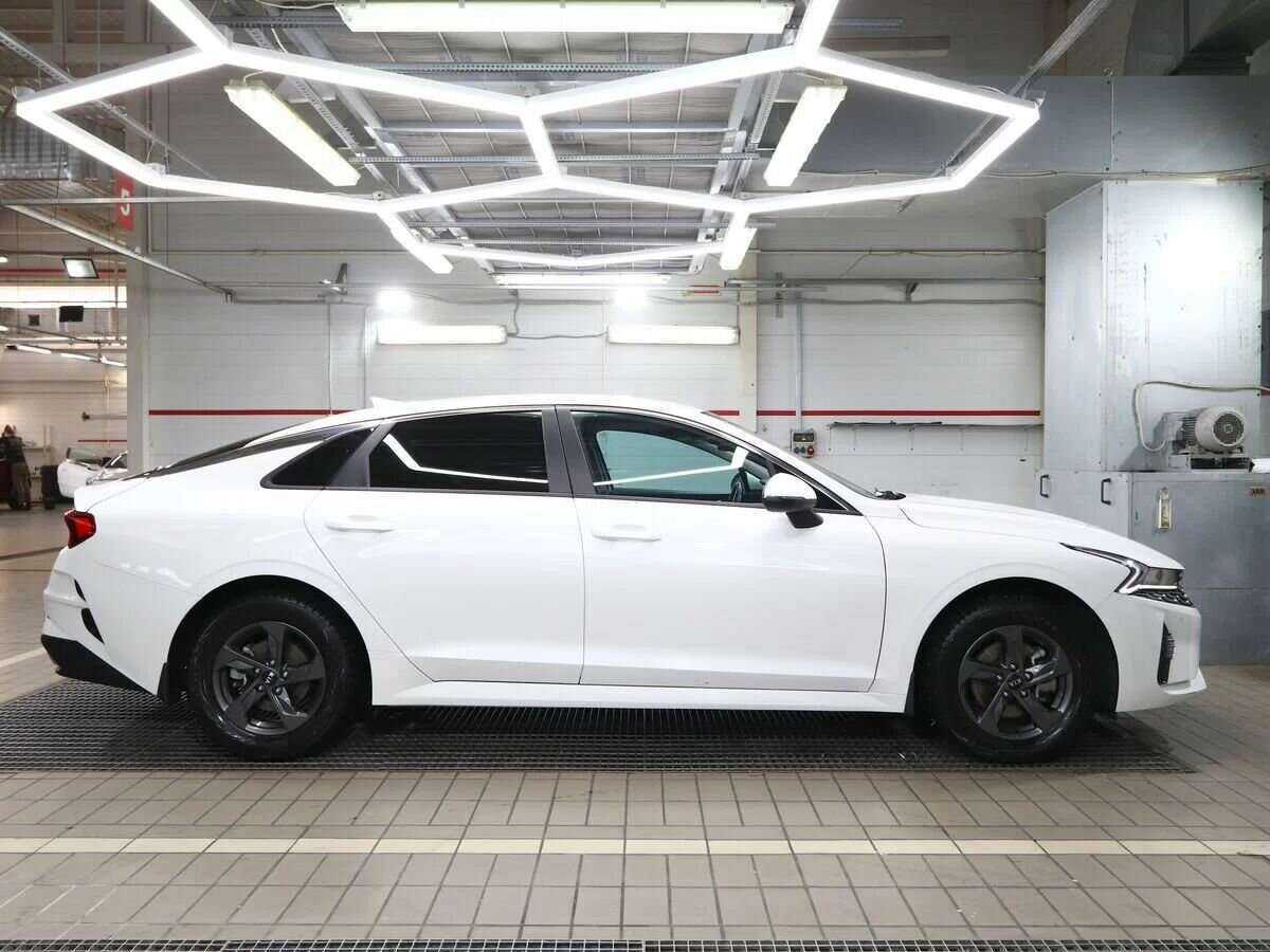 Kia K5 2021 года с пробегом. Фото: #11