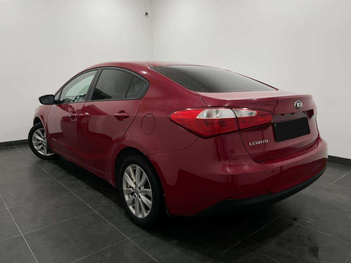 Kia Cerato 2013 года с пробегом. Фото: #2