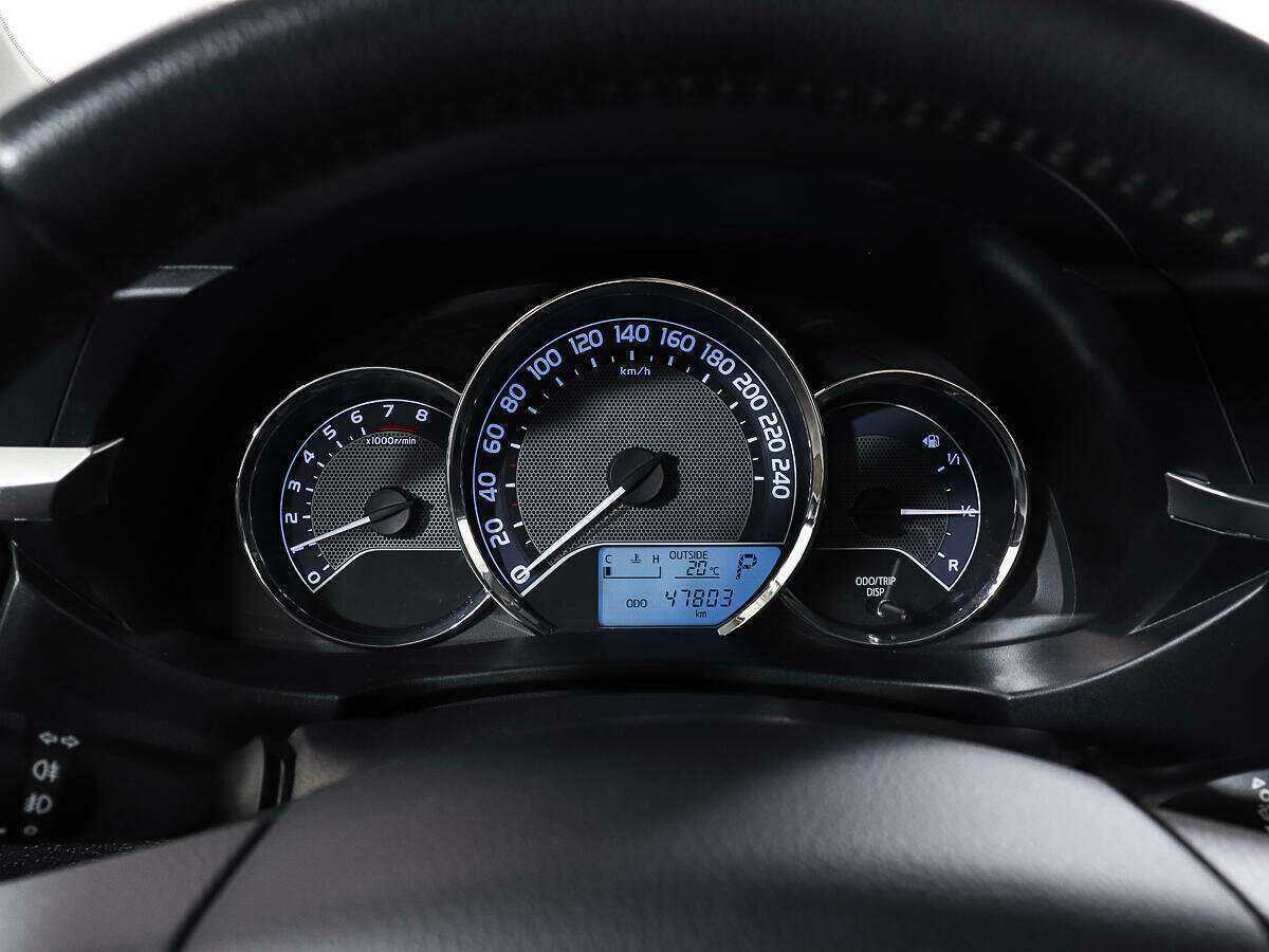 Toyota Corolla 2013 года с пробегом. Фото: #9