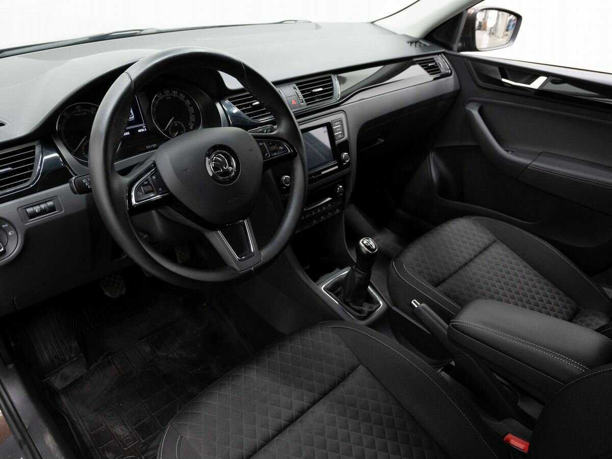 Skoda Rapid 2018 года с пробегом. Фото: #8