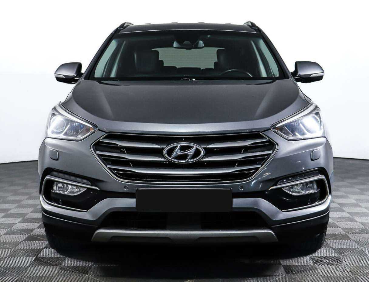 Hyundai Santa Fe 2016 года с пробегом. Фото: #1