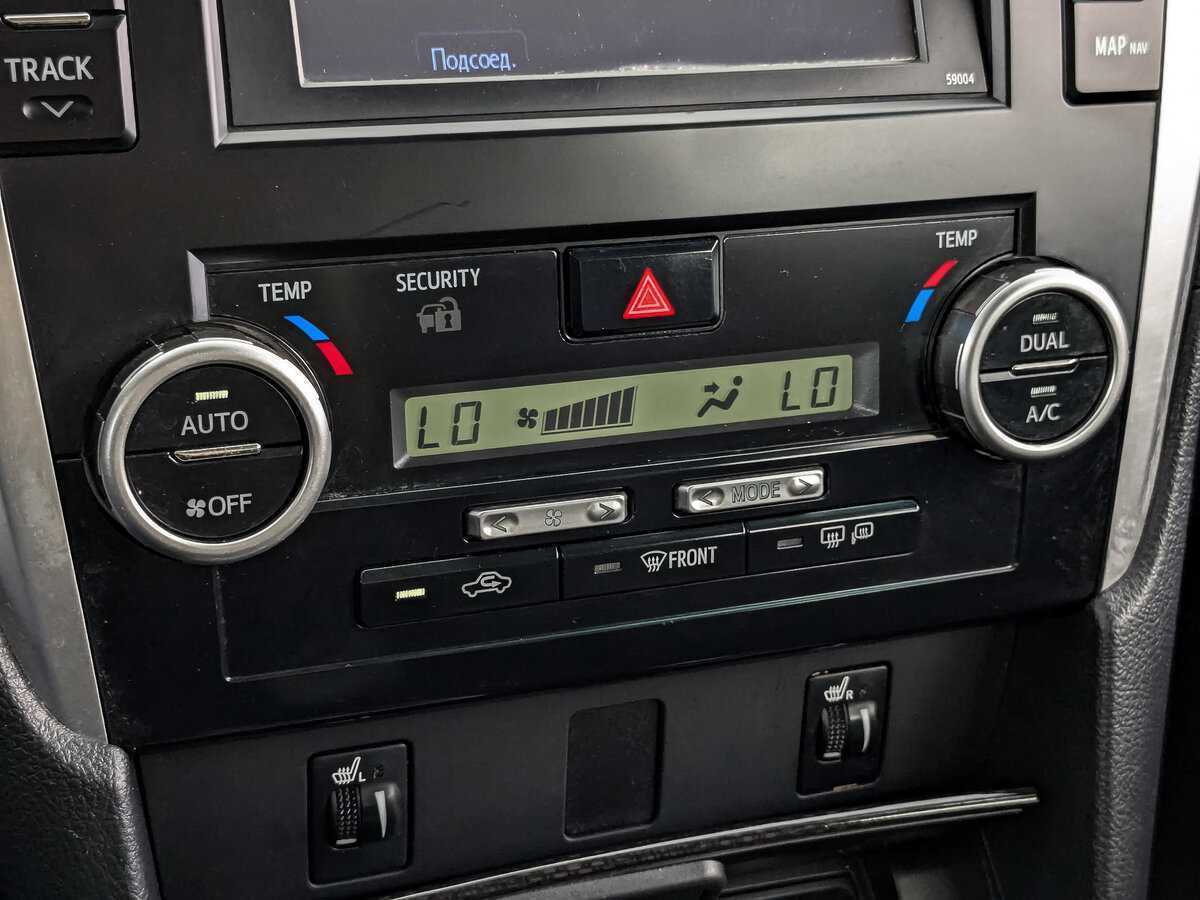 Toyota Camry 2014 года с пробегом. Фото: #16