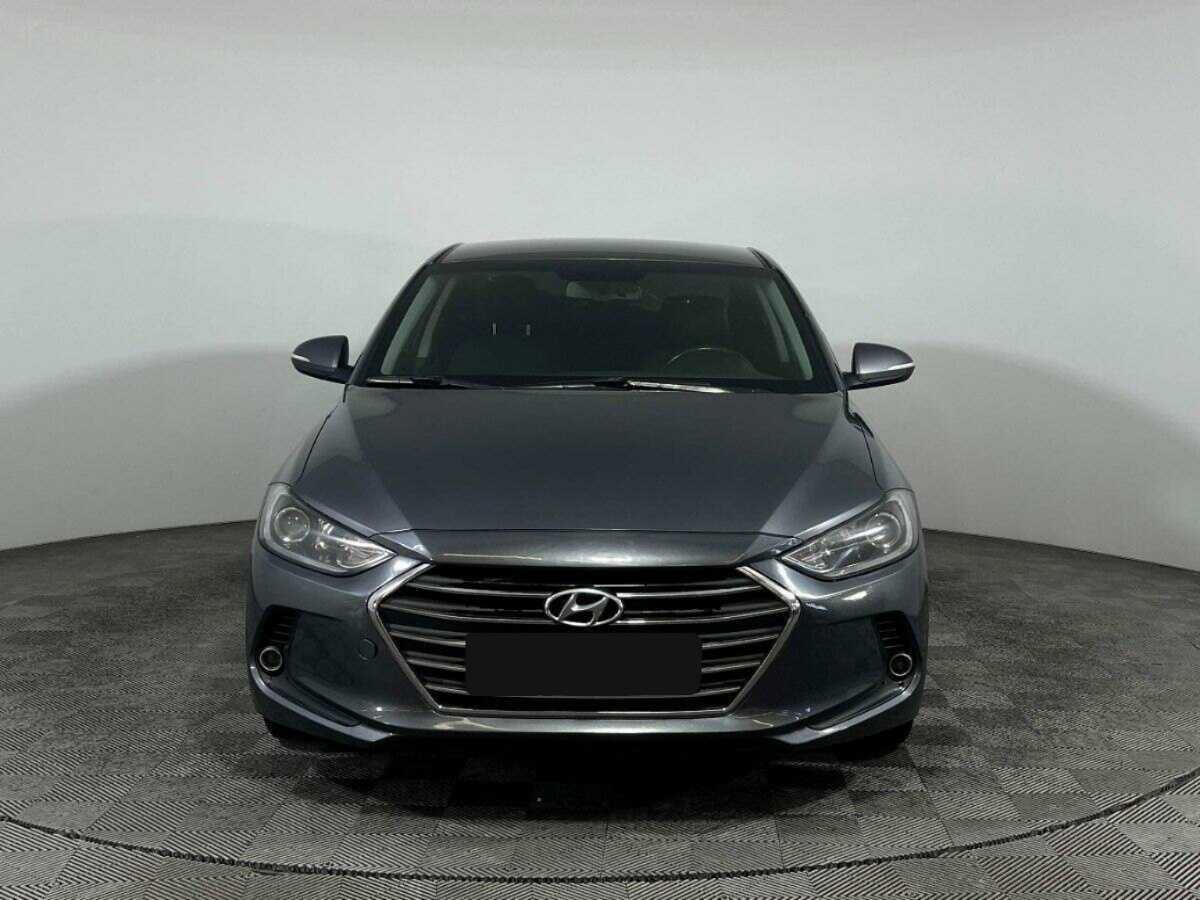 Hyundai Elantra 2018 года с пробегом. Фото: #1