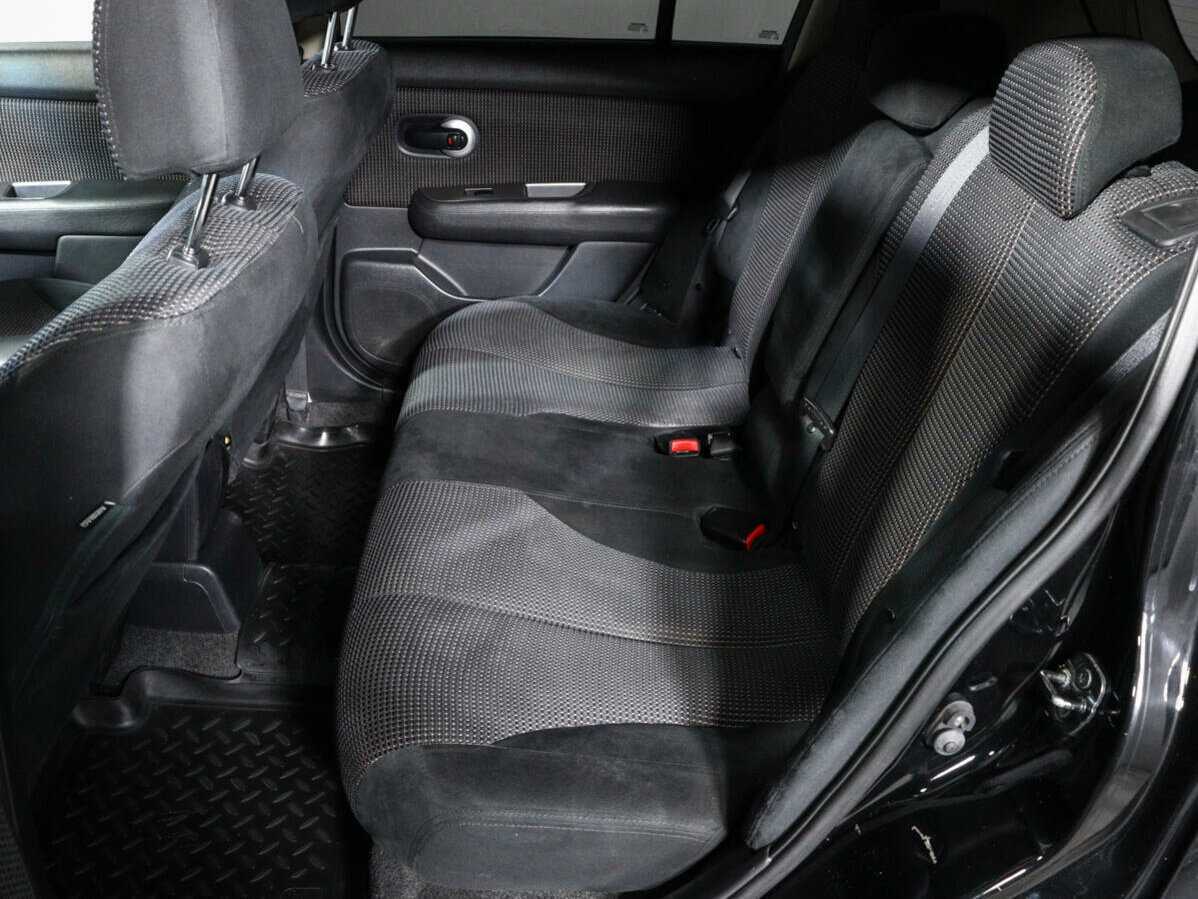 Nissan Tiida 2013 года с пробегом. Фото: #7