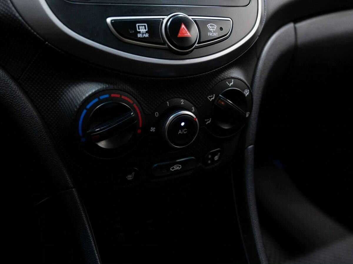 Hyundai Solaris 2015 года с пробегом. Фото: #21