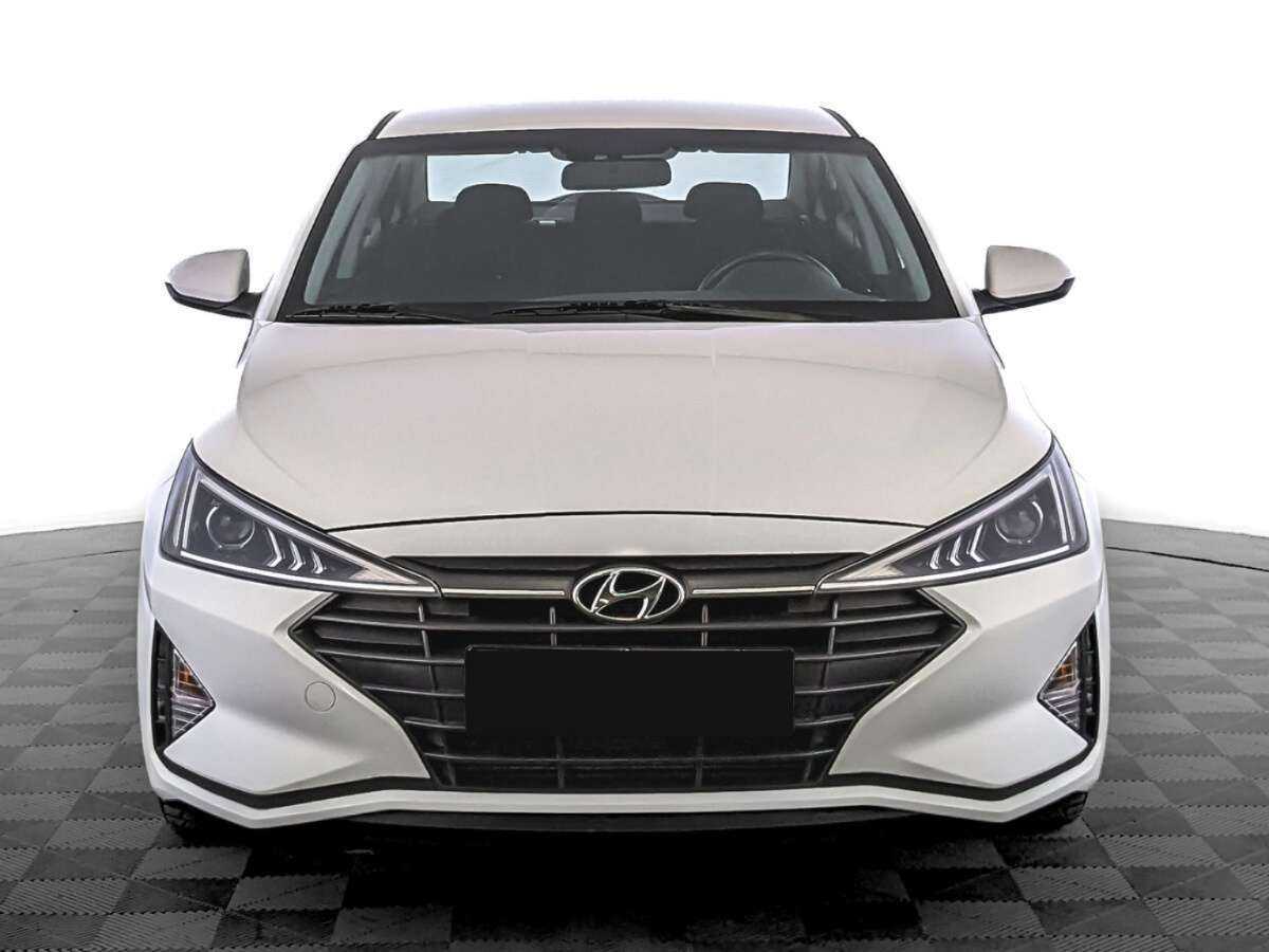 Hyundai Elantra 2020 года с пробегом. Фото: #1