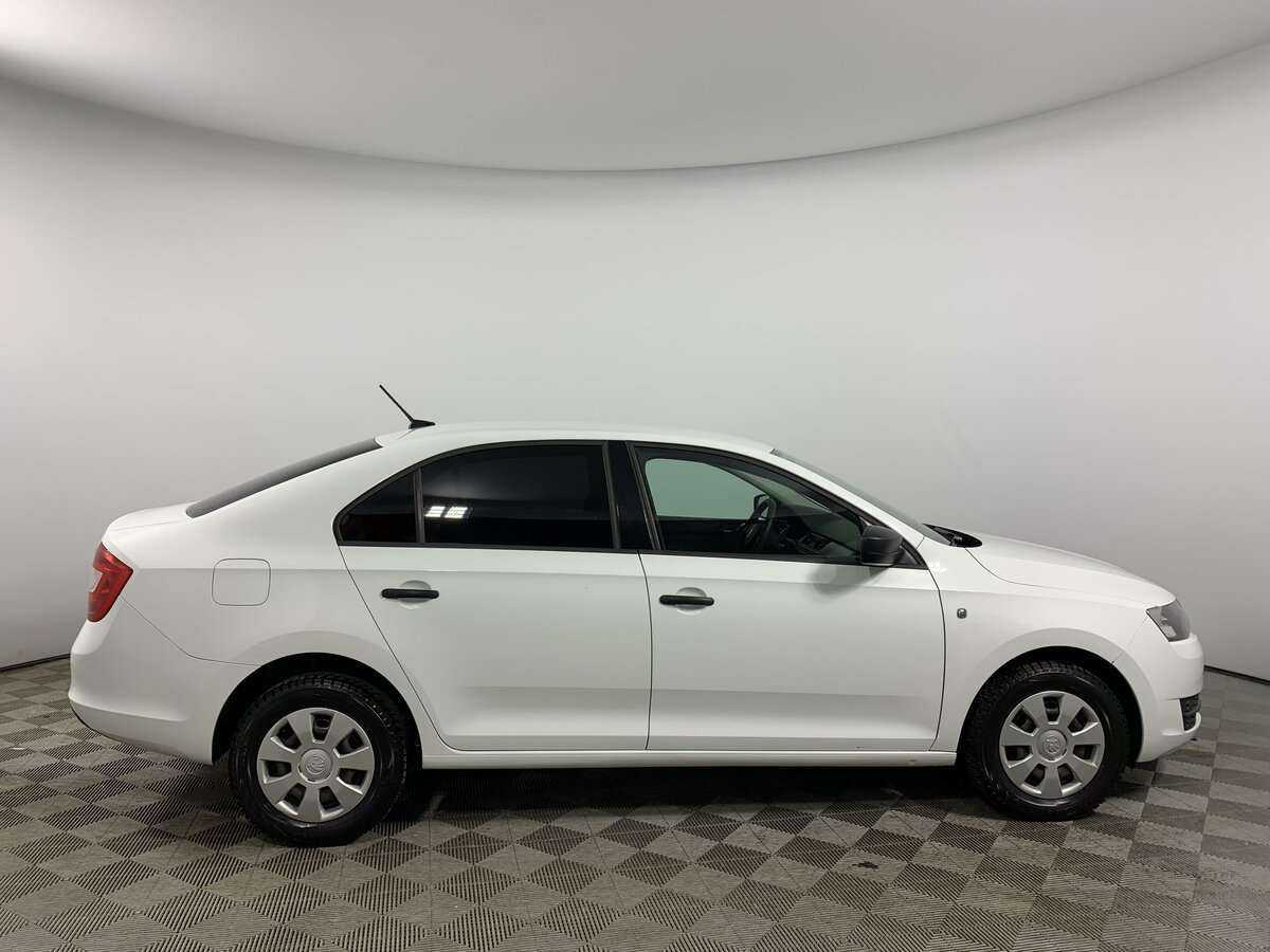 Skoda Rapid 2017 года с пробегом. Фото: #3