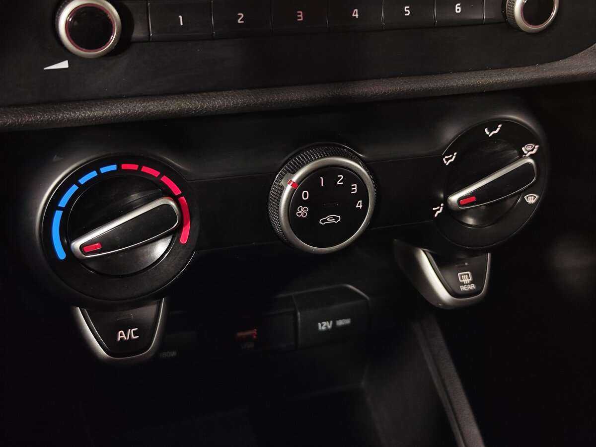 Kia Rio 2021 года с пробегом. Фото: #12