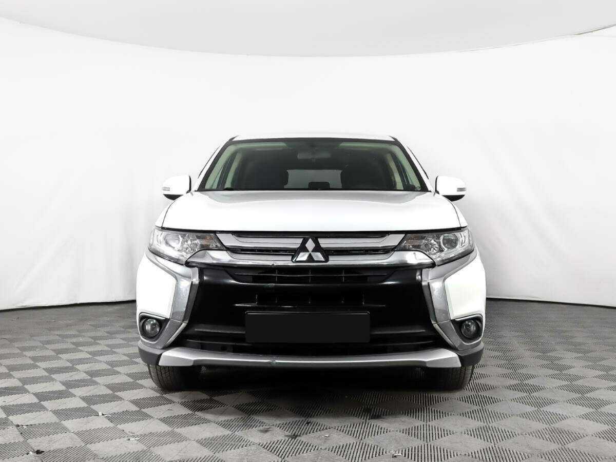 Mitsubishi Outlander 2016 года с пробегом. Фото: #1