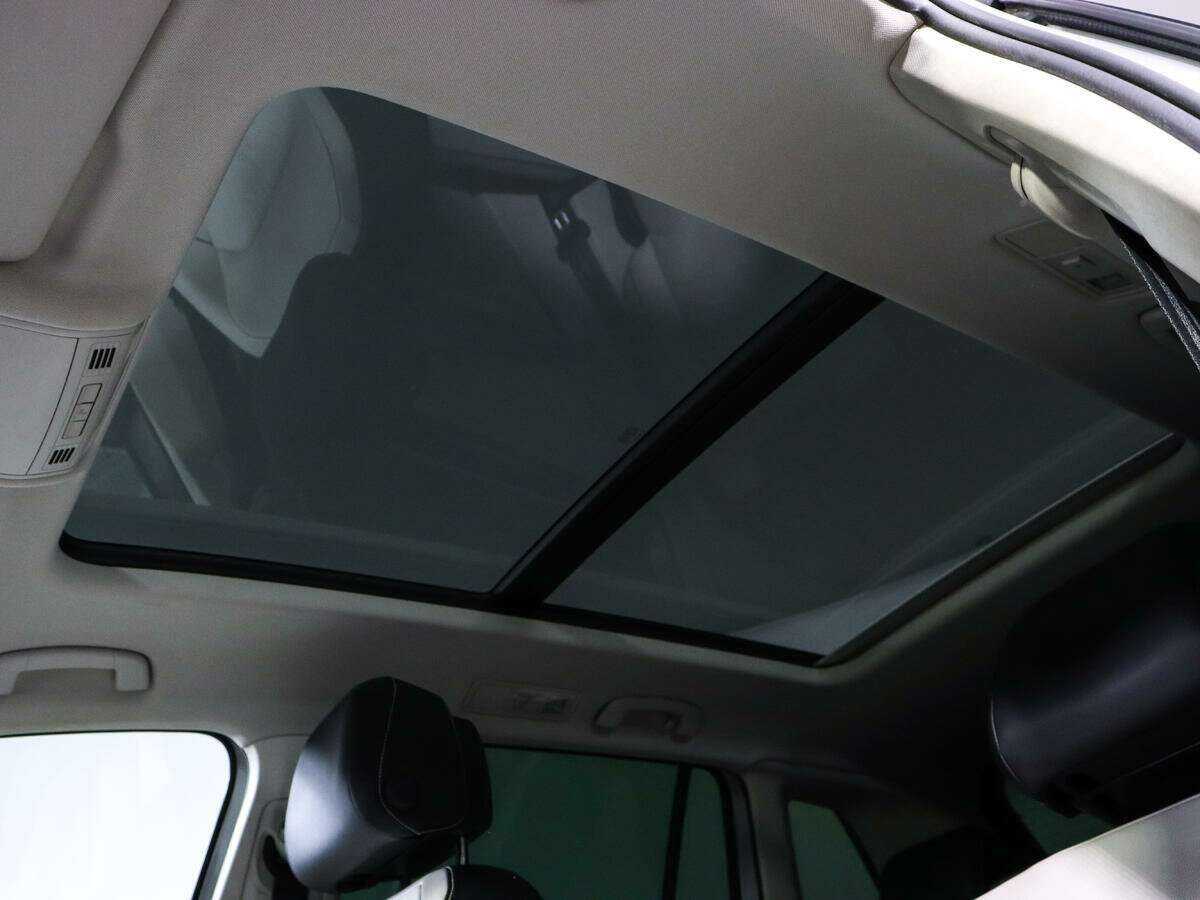 Volkswagen Tiguan 2018 года с пробегом. Фото: #14