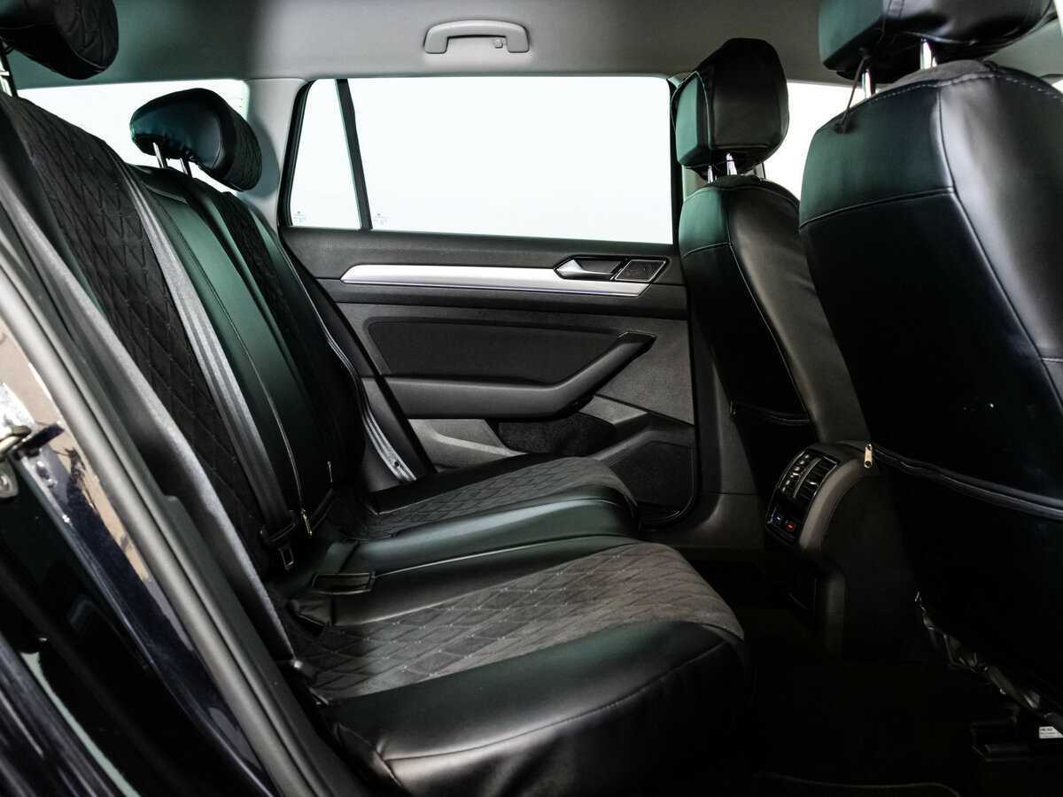 Volkswagen Passat 2020 года с пробегом. Фото: #18