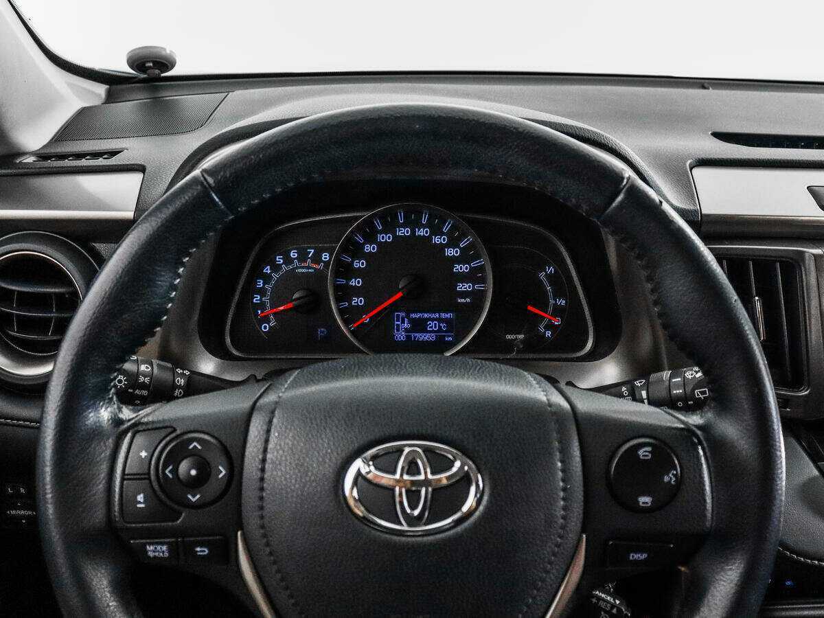 Toyota RAV4 2013 года с пробегом. Фото: #14