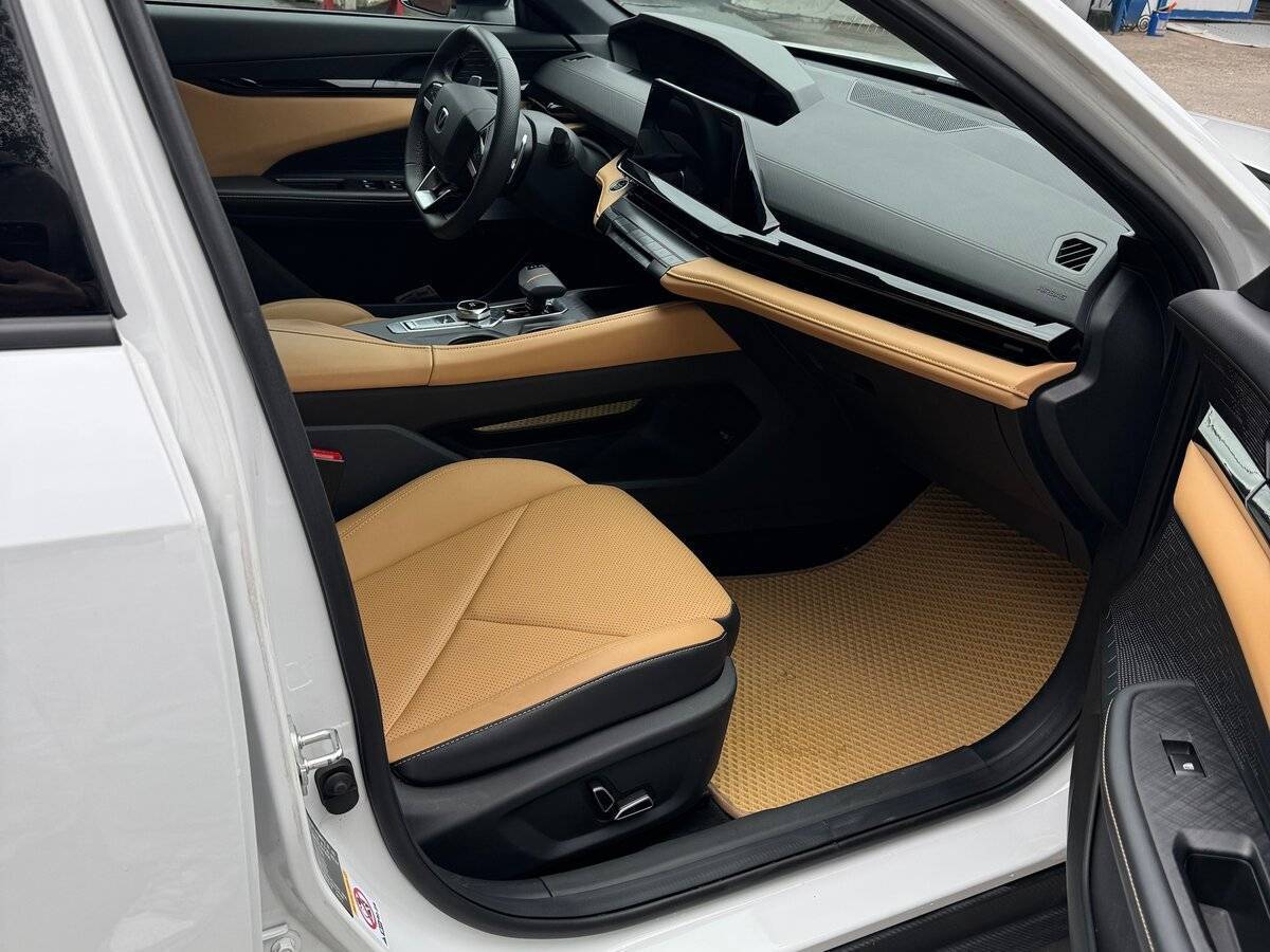 Changan UNI-V 2023 года с пробегом. Фото: #13