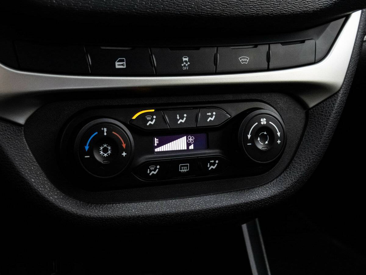 Lada (ВАЗ) Vesta 2021 года с пробегом. Фото: #15