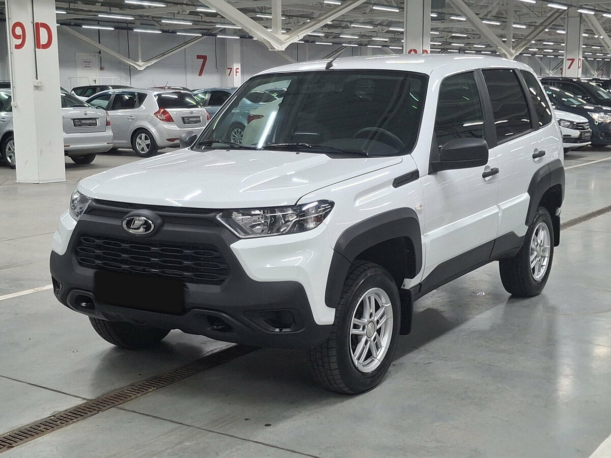 Lada (ВАЗ) Niva Travel 2023 года с пробегом. Посмотреть фото