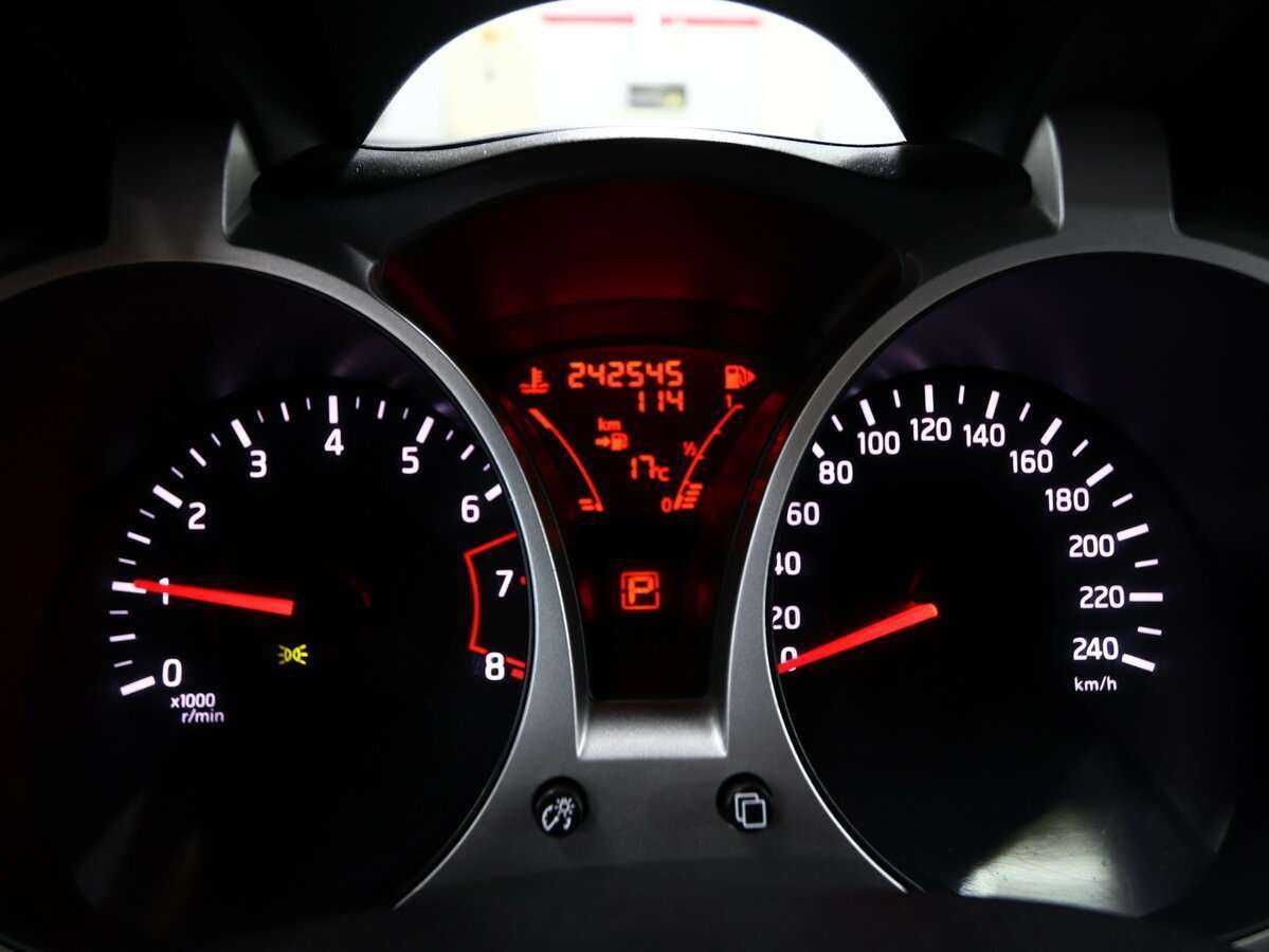 Nissan Juke 2012 года с пробегом. Фото: #9