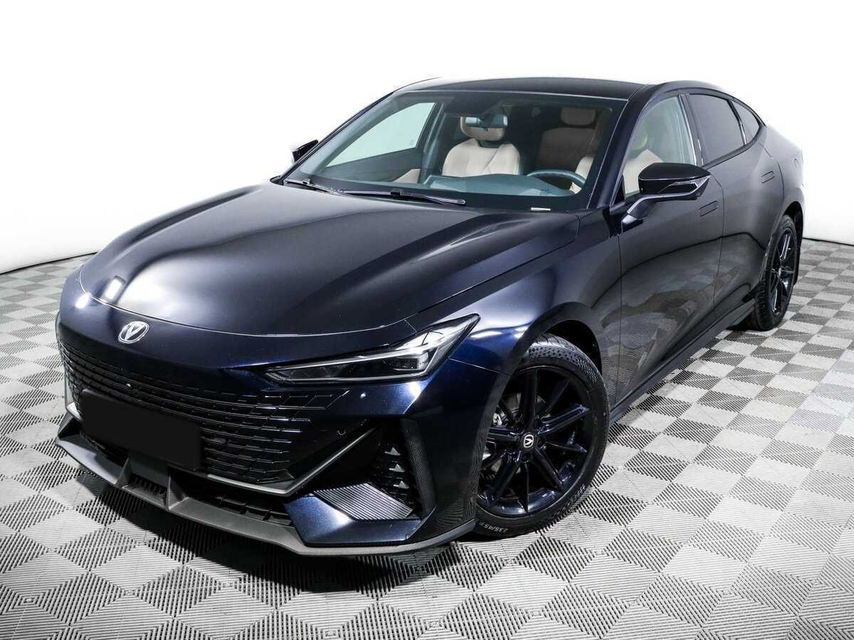 Changan UNI-V 2023 года с пробегом. Фото: #12