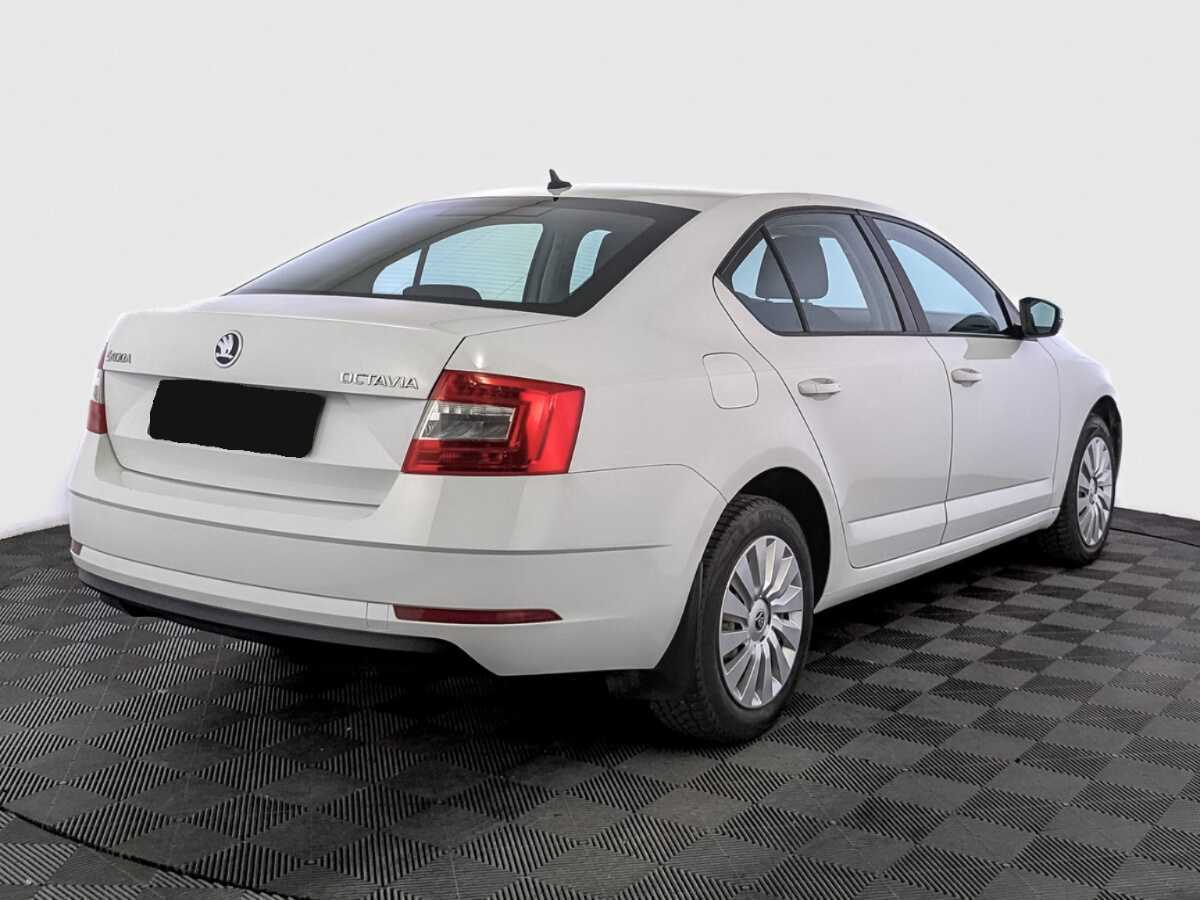 Skoda Octavia 2017 года с пробегом. Фото: #4