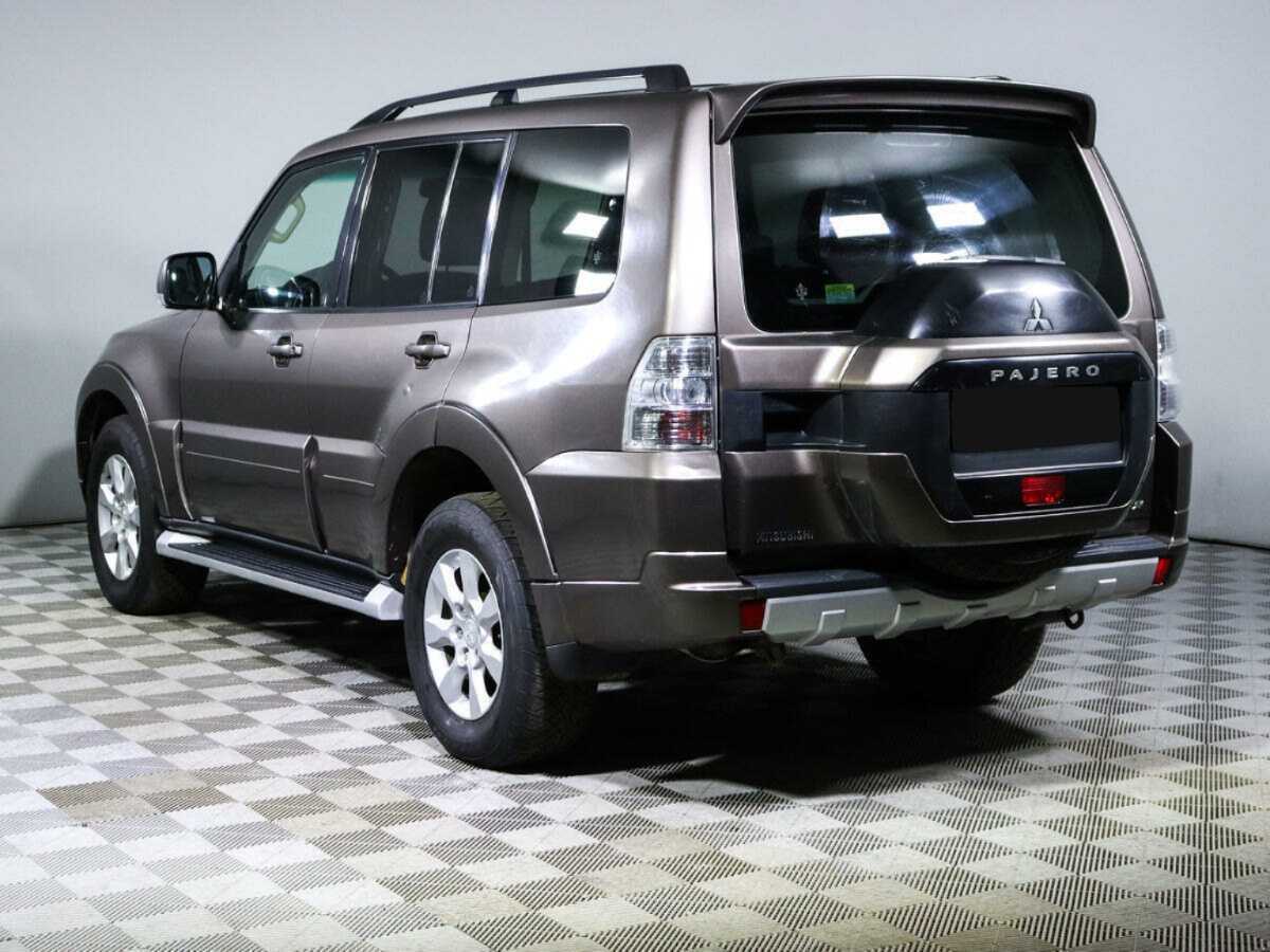 Mitsubishi Pajero 2014 года с пробегом. Фото: #5