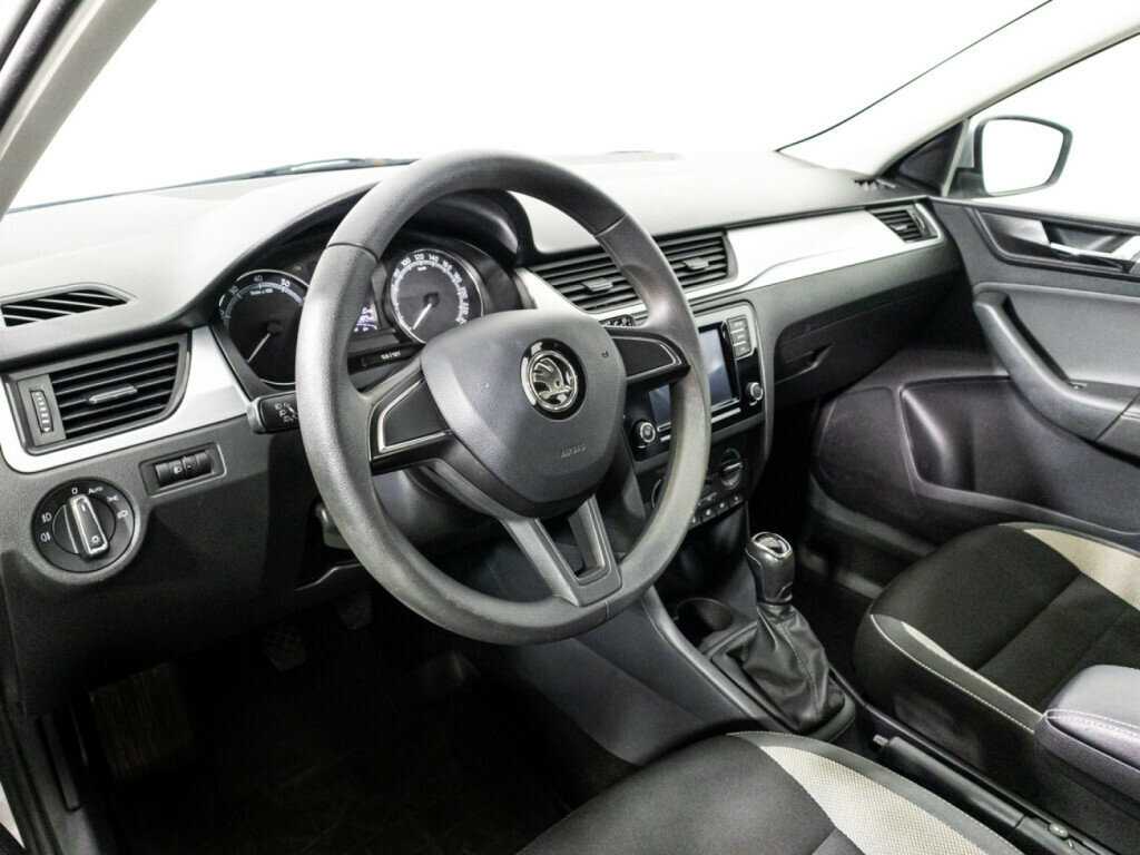 Skoda Rapid 2018 года с пробегом. Фото: #10