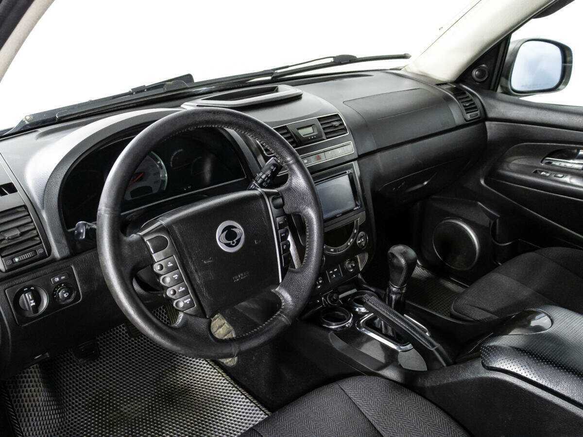 SsangYong Rexton 2013 года с пробегом. Фото: #9