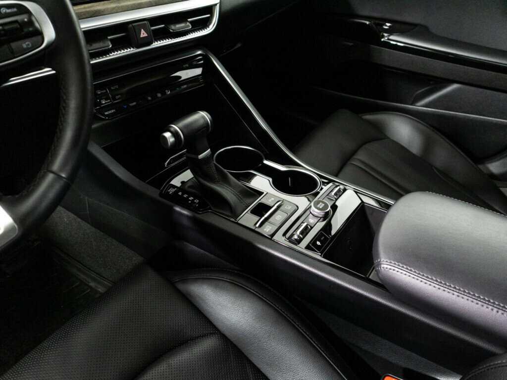 Kia K5 2020 года с пробегом. Фото: #17