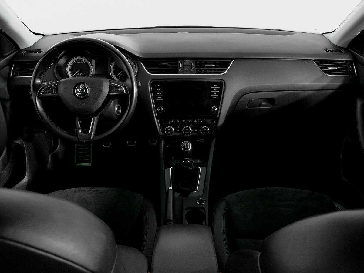 Skoda Octavia 2018 года с пробегом. Фото: #11