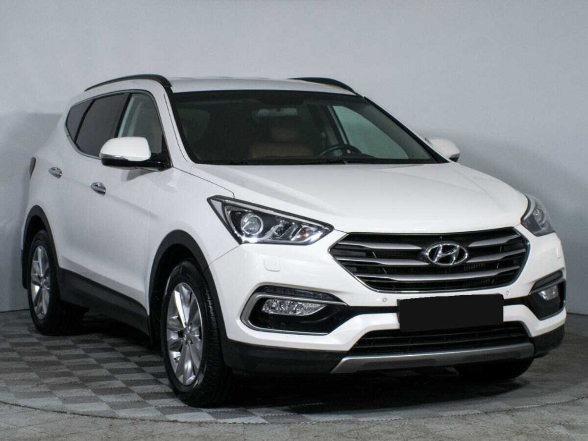 Hyundai Santa Fe 2017 года с пробегом. Фото: #2