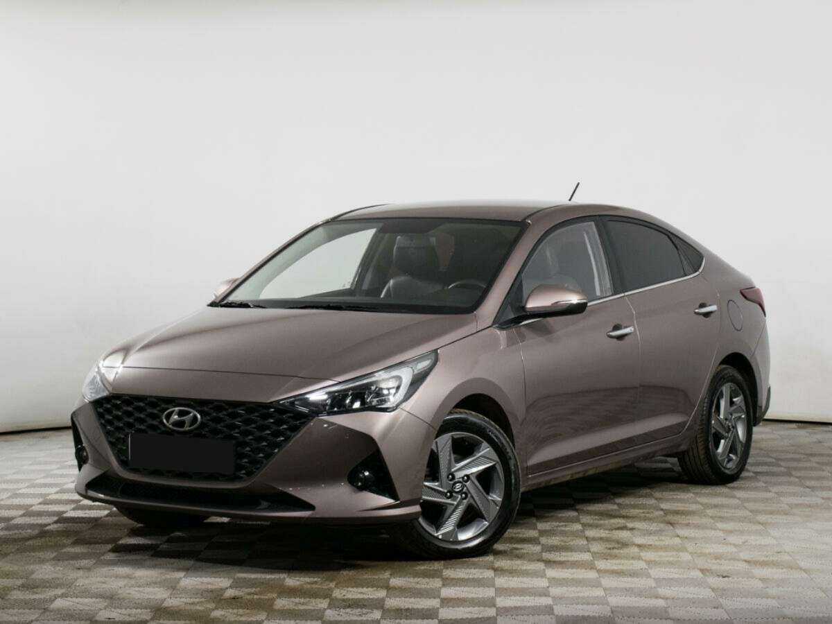 Hyundai Solaris 2021 года с пробегом. Посмотреть фото