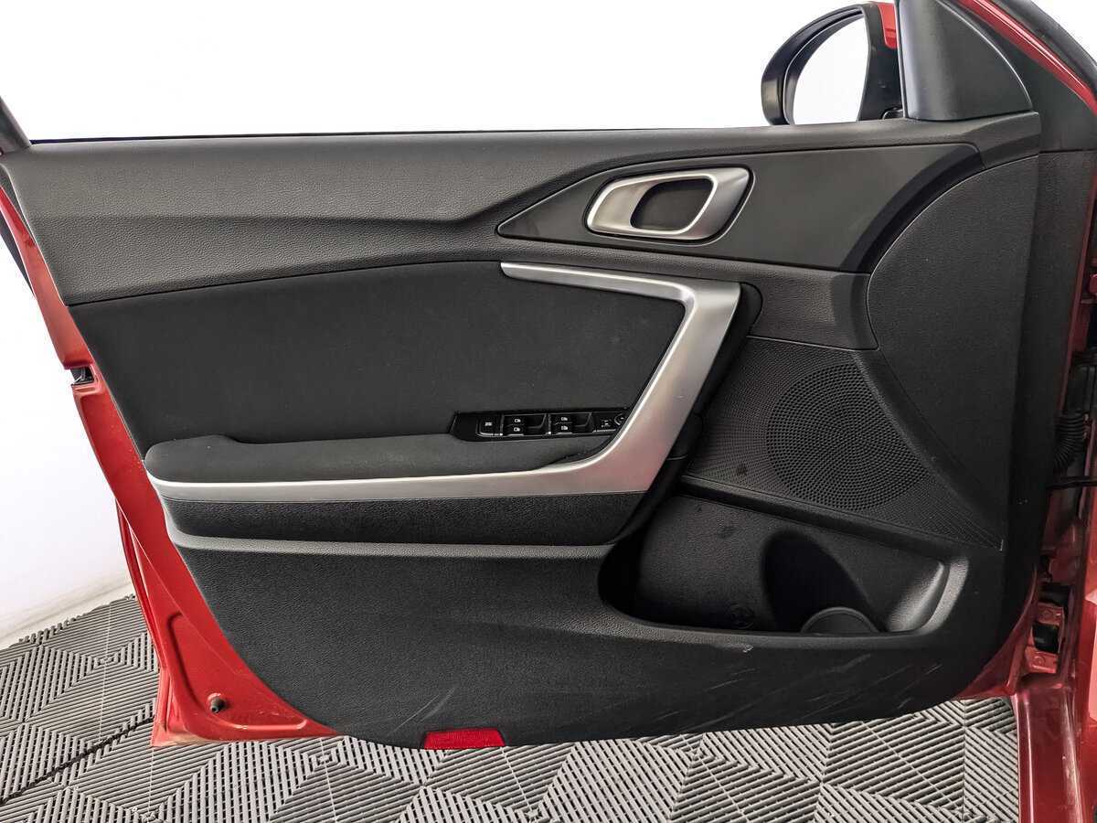 Kia Ceed 2021 года с пробегом. Фото: #14