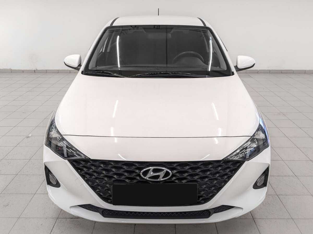 Hyundai Solaris 2021 года с пробегом. Фото: #1