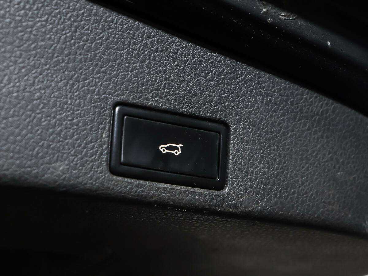 Volkswagen Touareg 2013 года с пробегом. Фото: #15