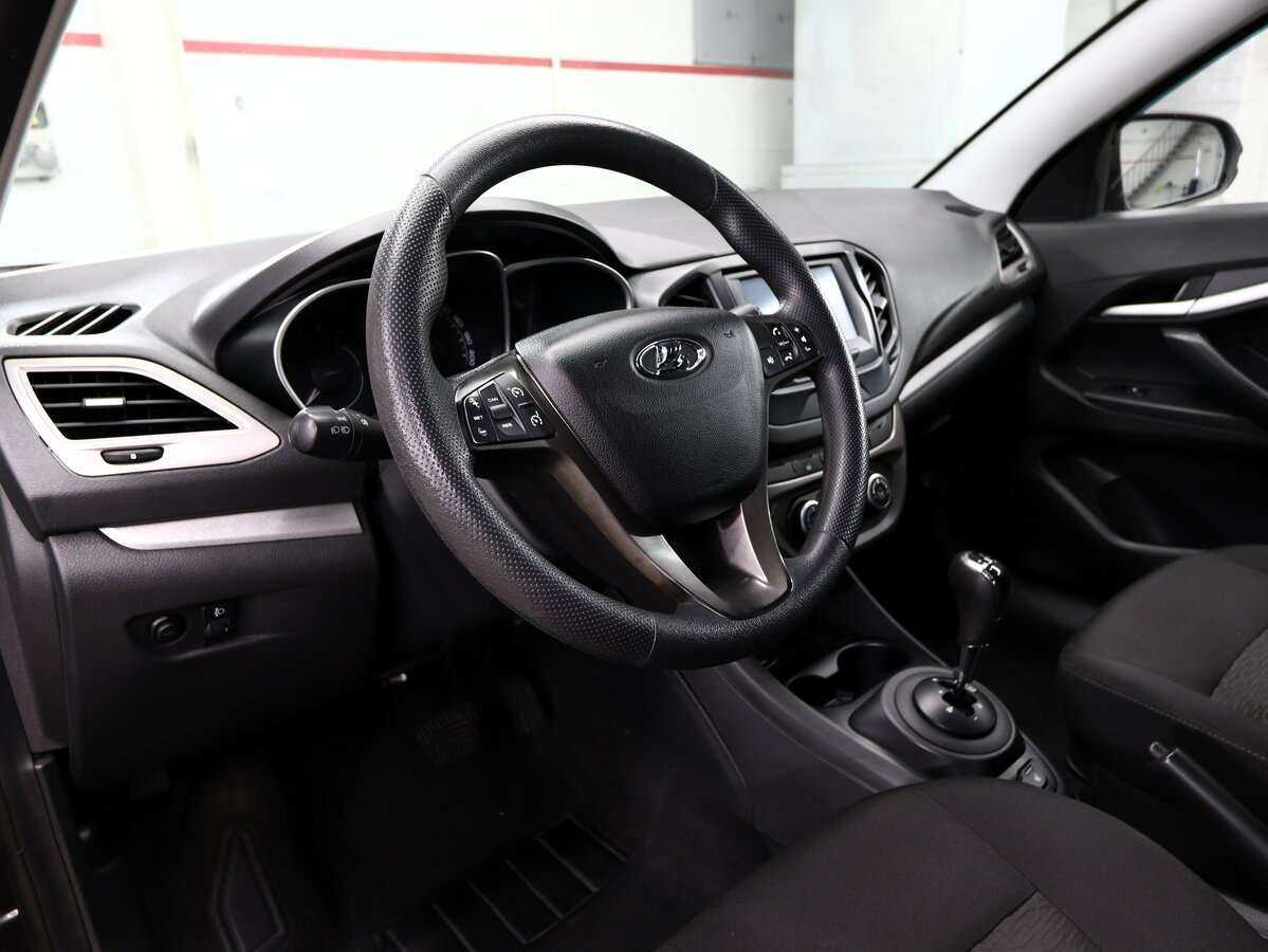 Lada (ВАЗ) Vesta 2015 года с пробегом. Фото: #6