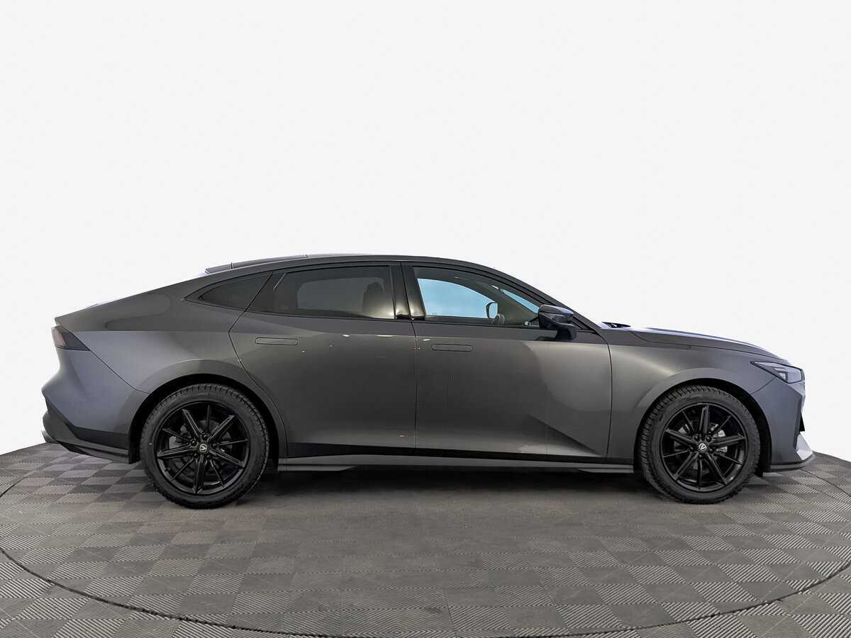 Changan UNI-V 2022 года с пробегом. Фото: #3