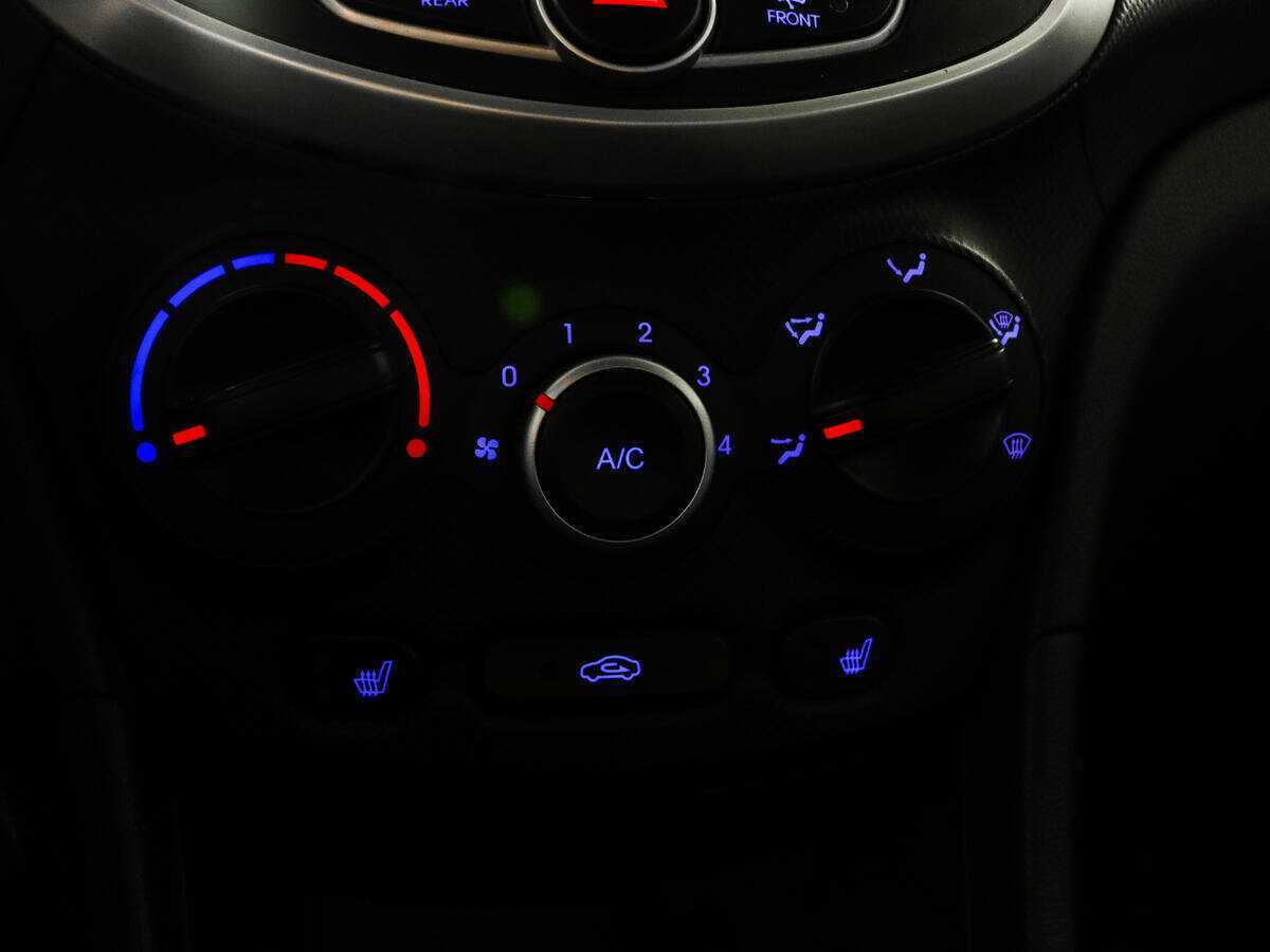 Hyundai Solaris 2013 года с пробегом. Фото: #13