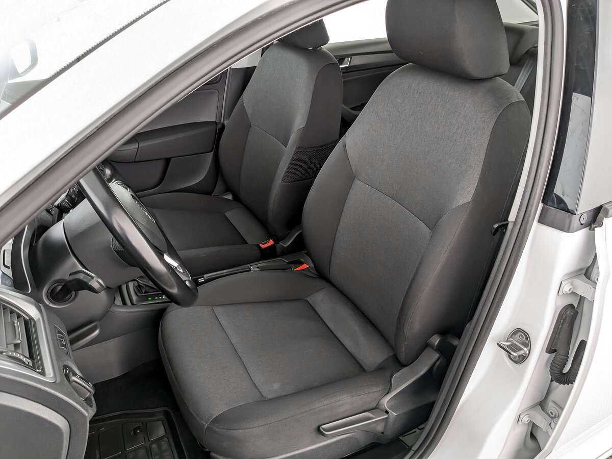 Skoda Rapid 2018 года с пробегом. Фото: #19