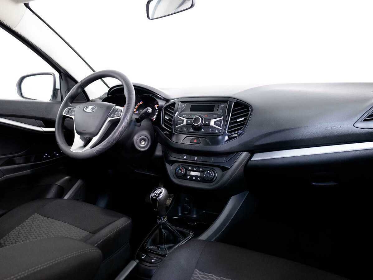 Lada (ВАЗ) Vesta 2022 года с пробегом. Фото: #6