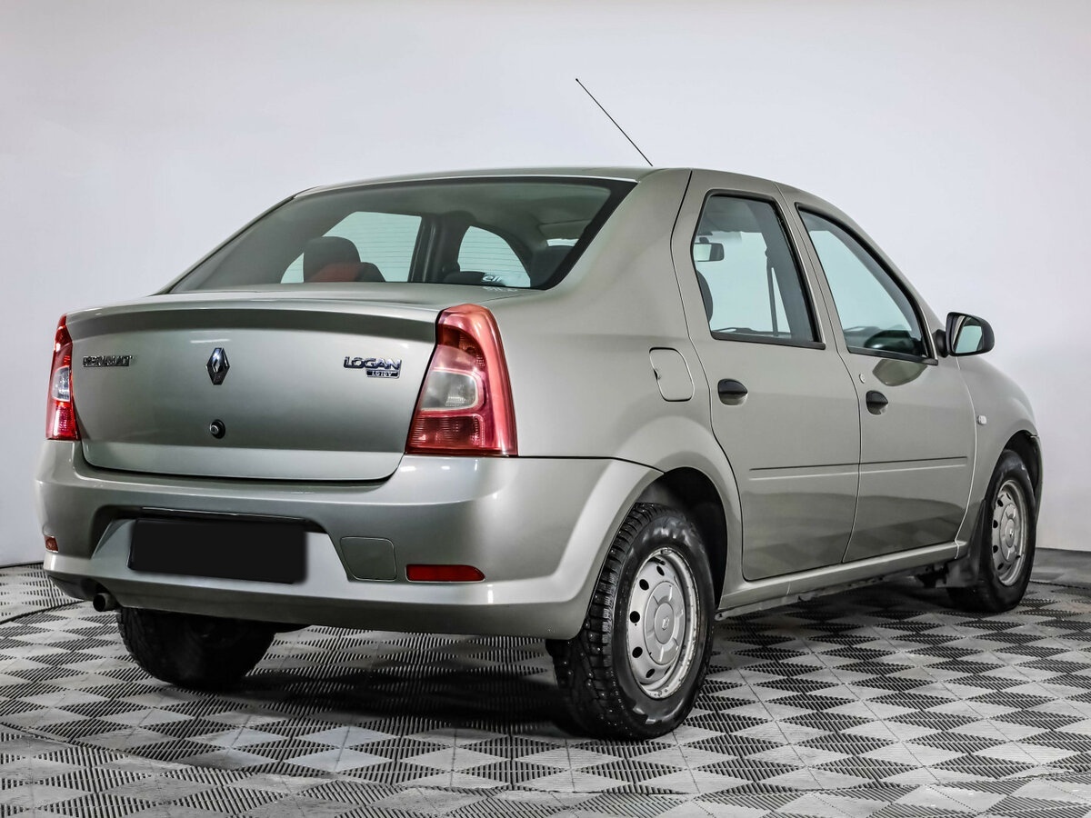 Renault Logan 2015 года с пробегом. Фото: #3