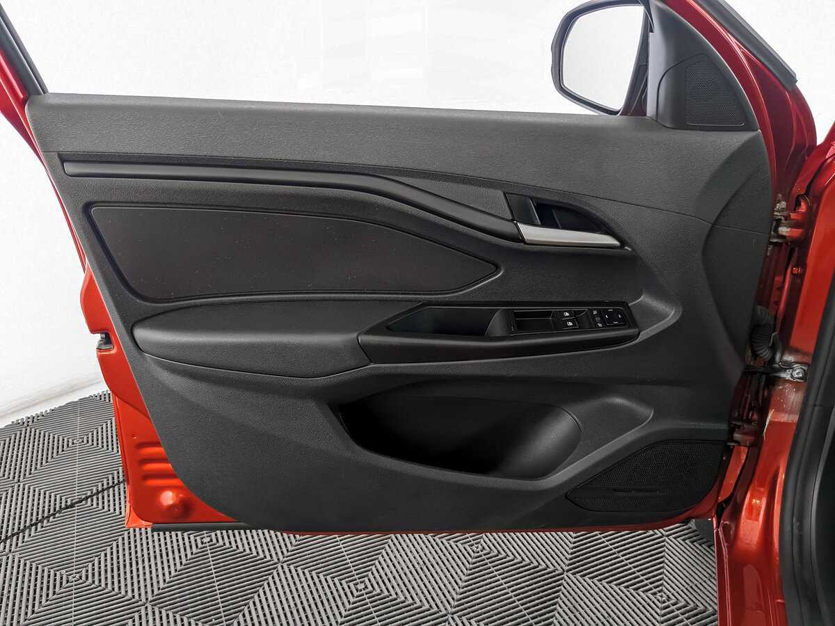 Lada (ВАЗ) Vesta 2021 года с пробегом. Фото: #14