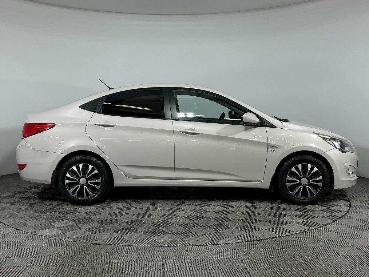 Hyundai Solaris 2015 года с пробегом. Фото: #3