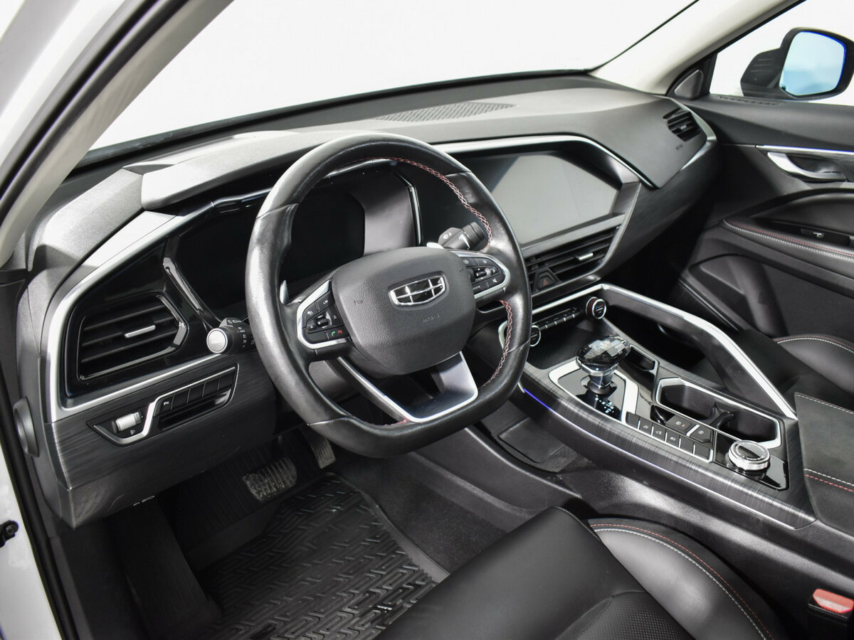 Geely Tugella 2021 года с пробегом. Фото: #8