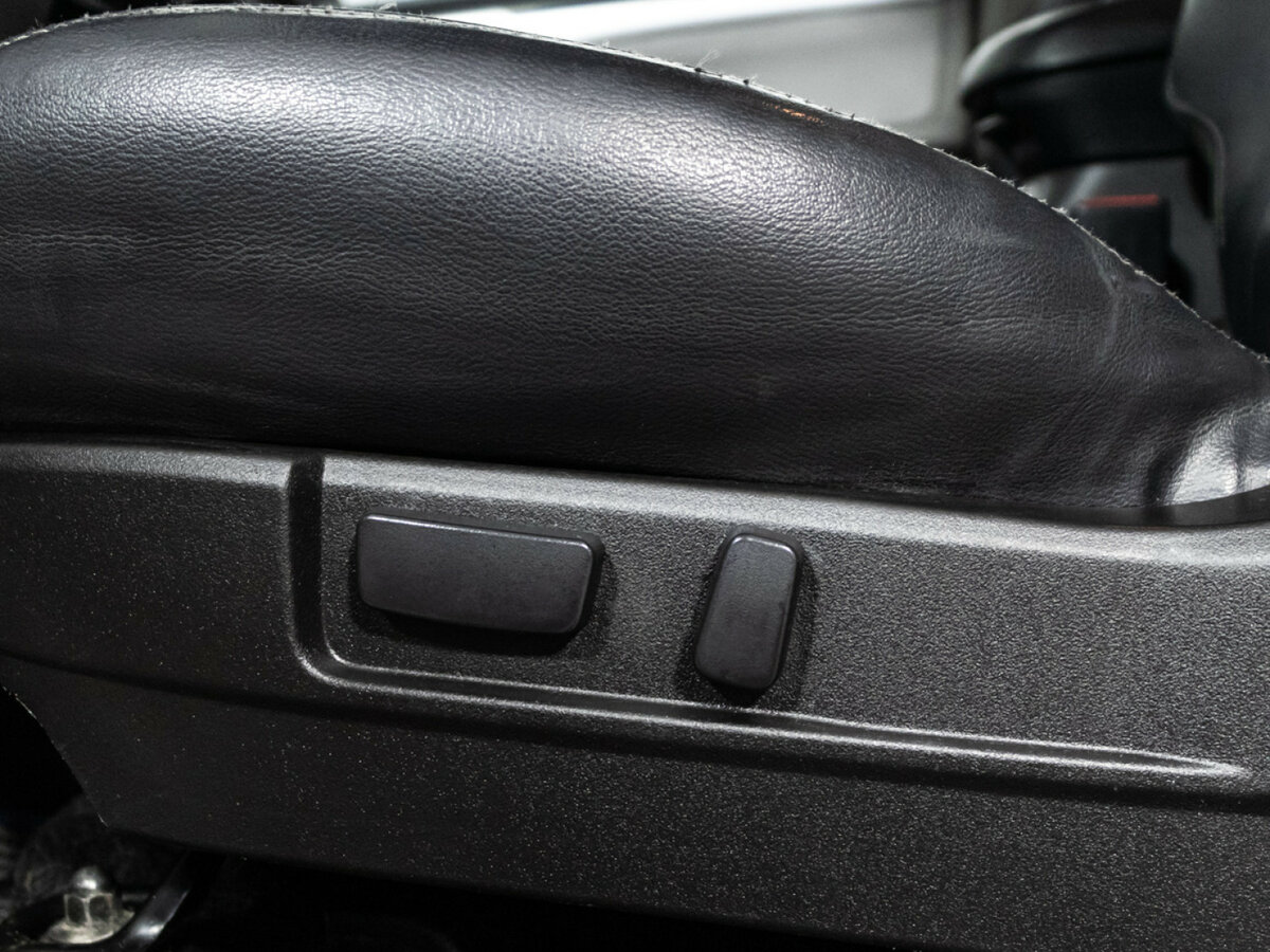 Mitsubishi Pajero Sport 2013 года с пробегом. Фото: #11